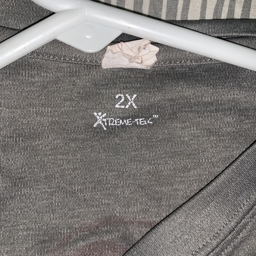 Graphic tee - Picture 3 of 3